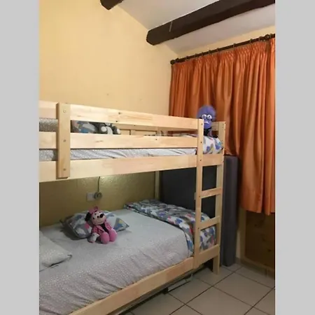 Casita Blanca Con Fibra Optica Y Piscina Cominutaria Holiday home