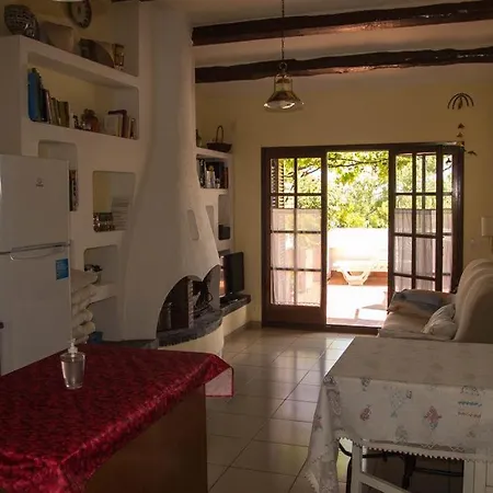 Holiday home Casita Blanca Con Fibra Optica Y Piscina Cominutaria *