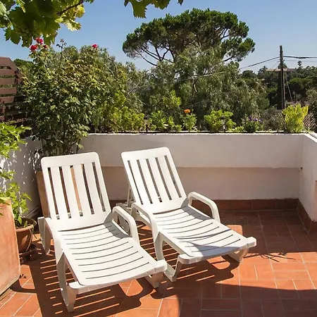 Casita Blanca Con Fibra Optica Y Piscina Cominutaria * Tossa de Mar
